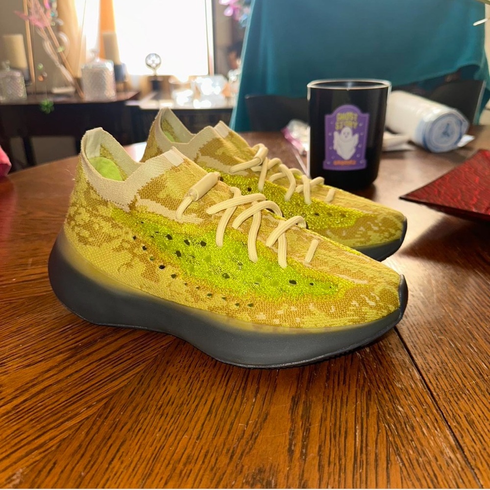 Yeezy 350 trainers NYOT